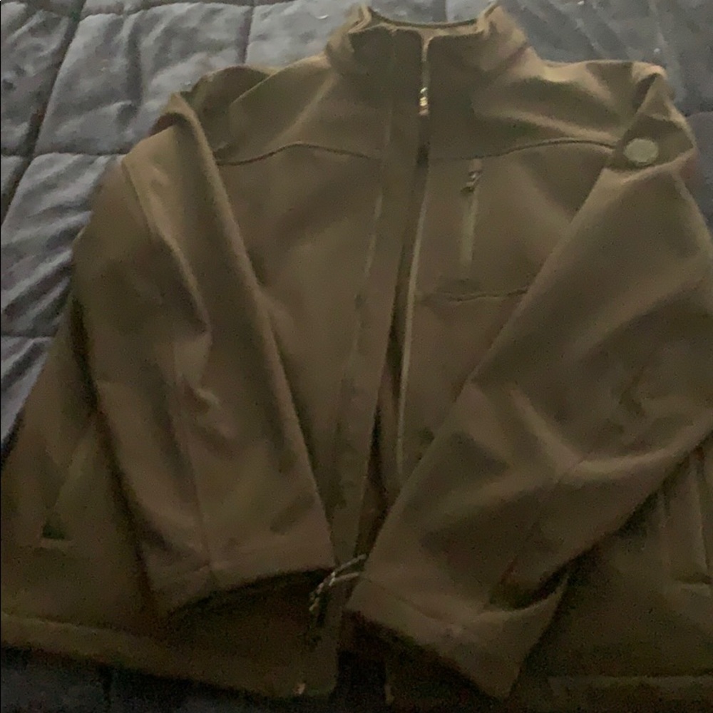 Calving Klein men’s black soft shell winter coat.
